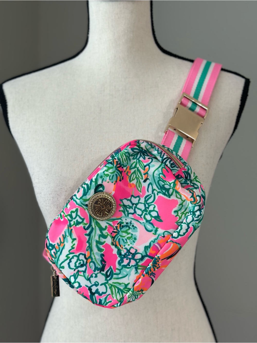 Lilly Pulitzer Jeanie Belt Crossbody Bag in Soleil Pink Poppy Print
